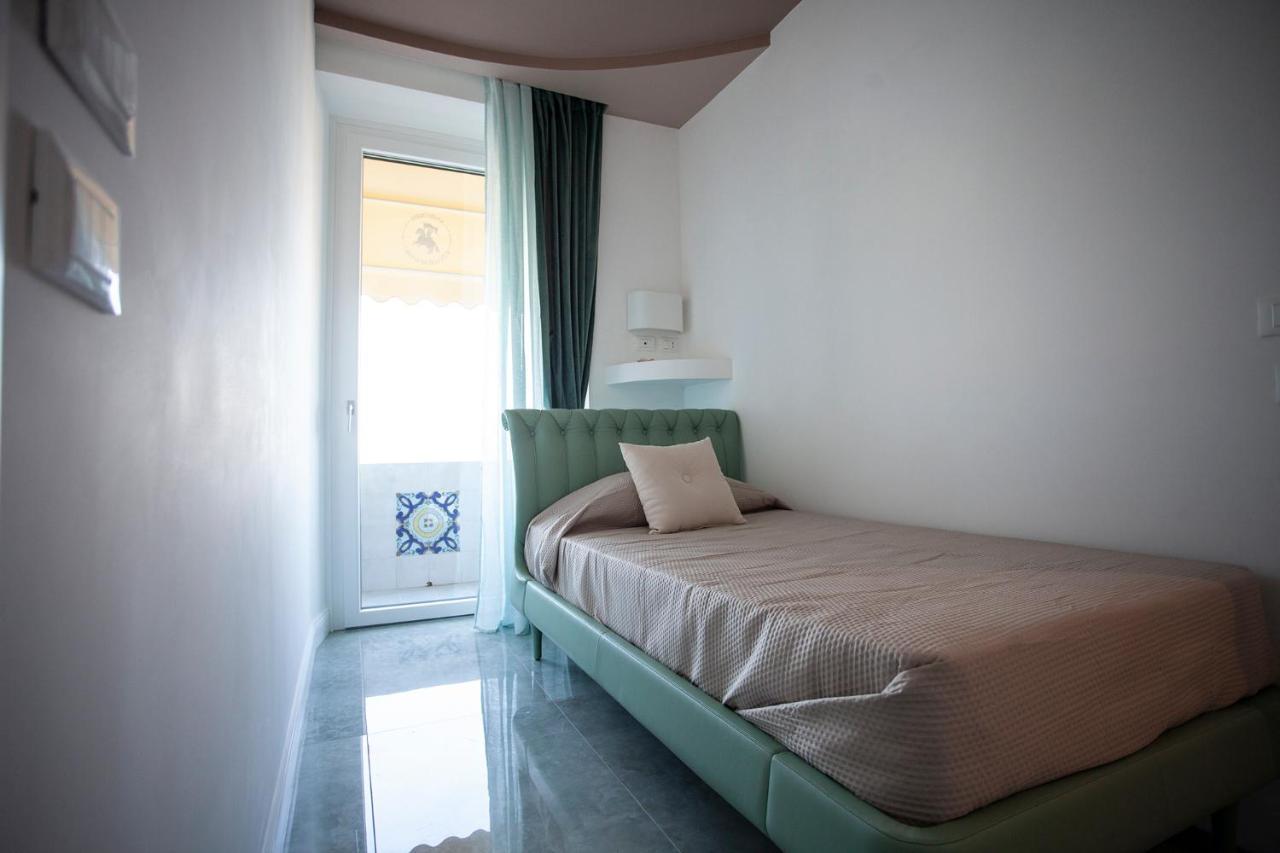 Cavalieri D'Oro Luxury House Hotel Anzio Eksteriør billede